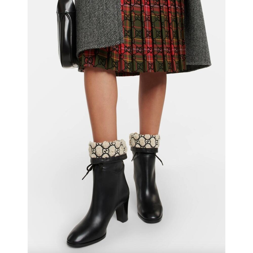 Gucci GG Shearling Leather Fold Over Ankle Boots Nero 37.5 - Picture 2 of 16